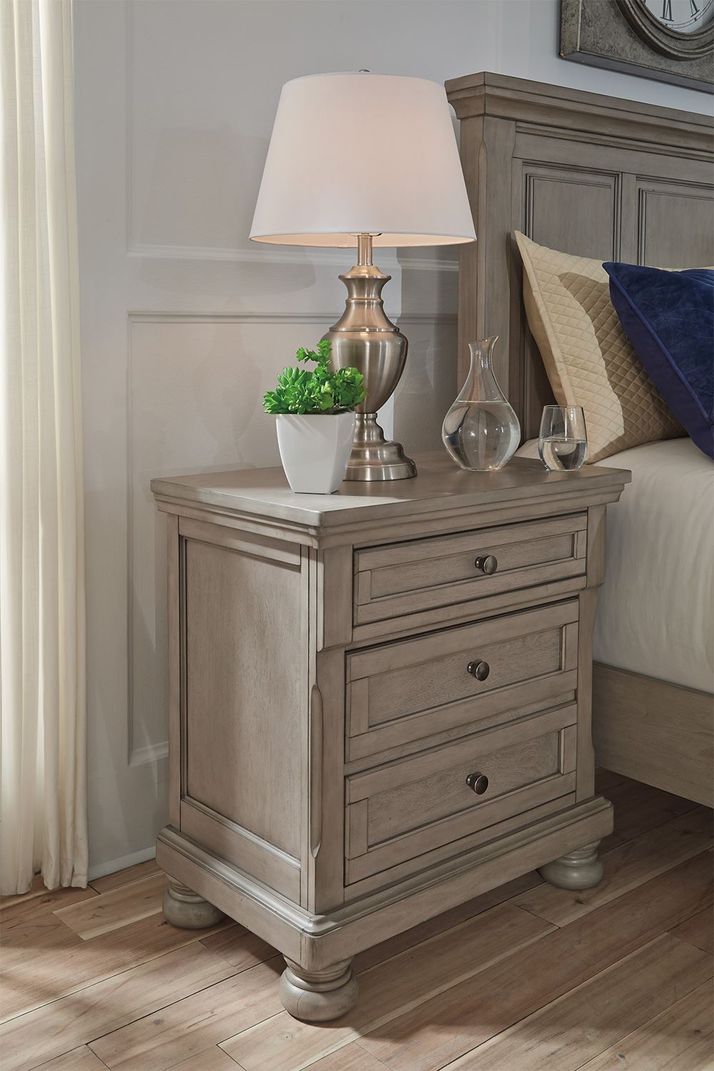 Picture of Lettner Queen Storage Bedroom Set