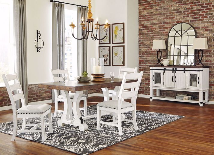 Picture of Valebeck Dining Table