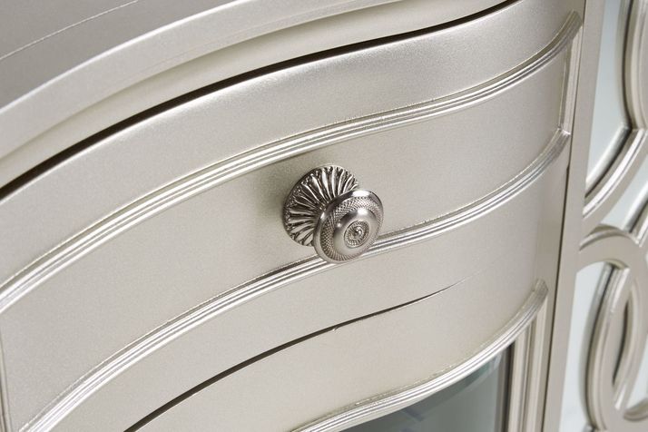 Picture of Regency Park Sideboard
