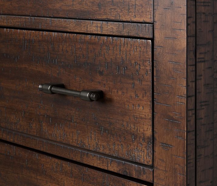 Picture of Jax Chest