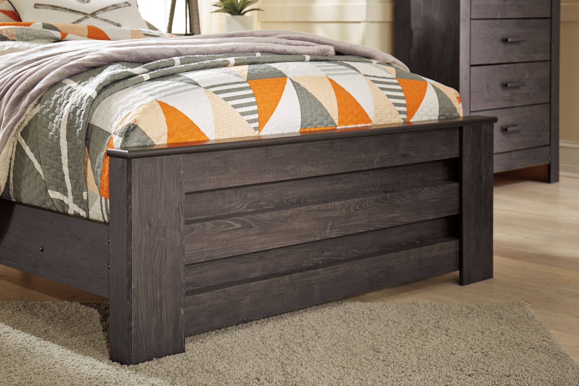 Brinxton full store panel bed