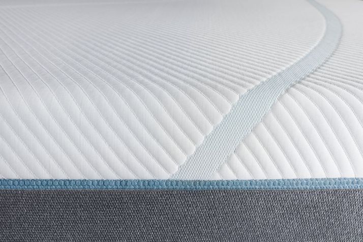 Picture of Tempur-Pedic Adapt Medium Hybrid King