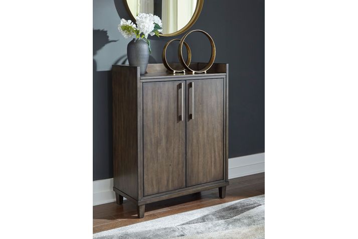 Picture of Wittland Bar Cabinet