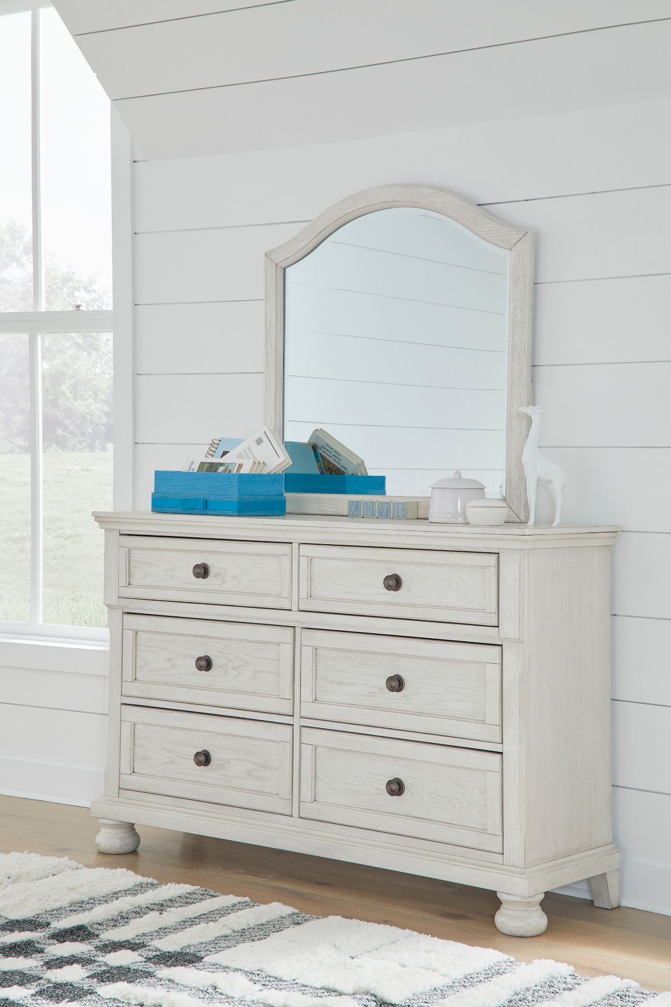 Kid discount dresser set