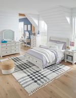 Picture of Robbinsdale Full Storage Bed