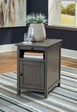Picture of Treytown Chairside Table