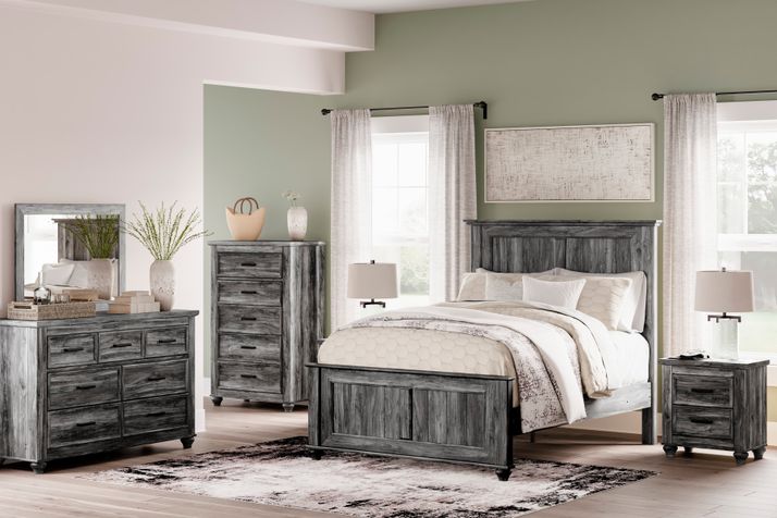 Picture of Thyven Queen Bed