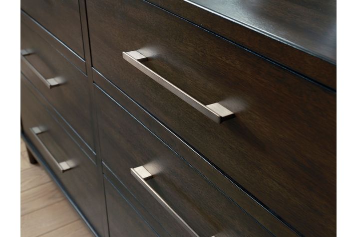 Picture of Wittland Dresser