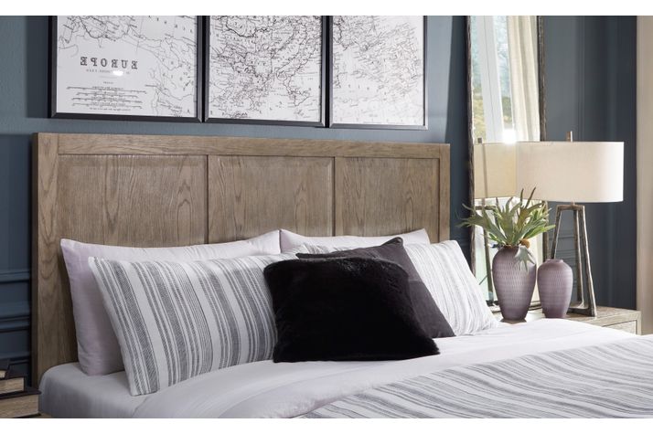 Picture of Chrestner Queen Bed