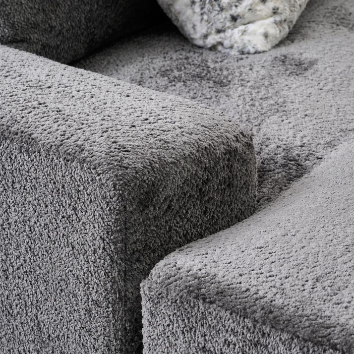 Picture of Grande Puppy 4pc Sectional