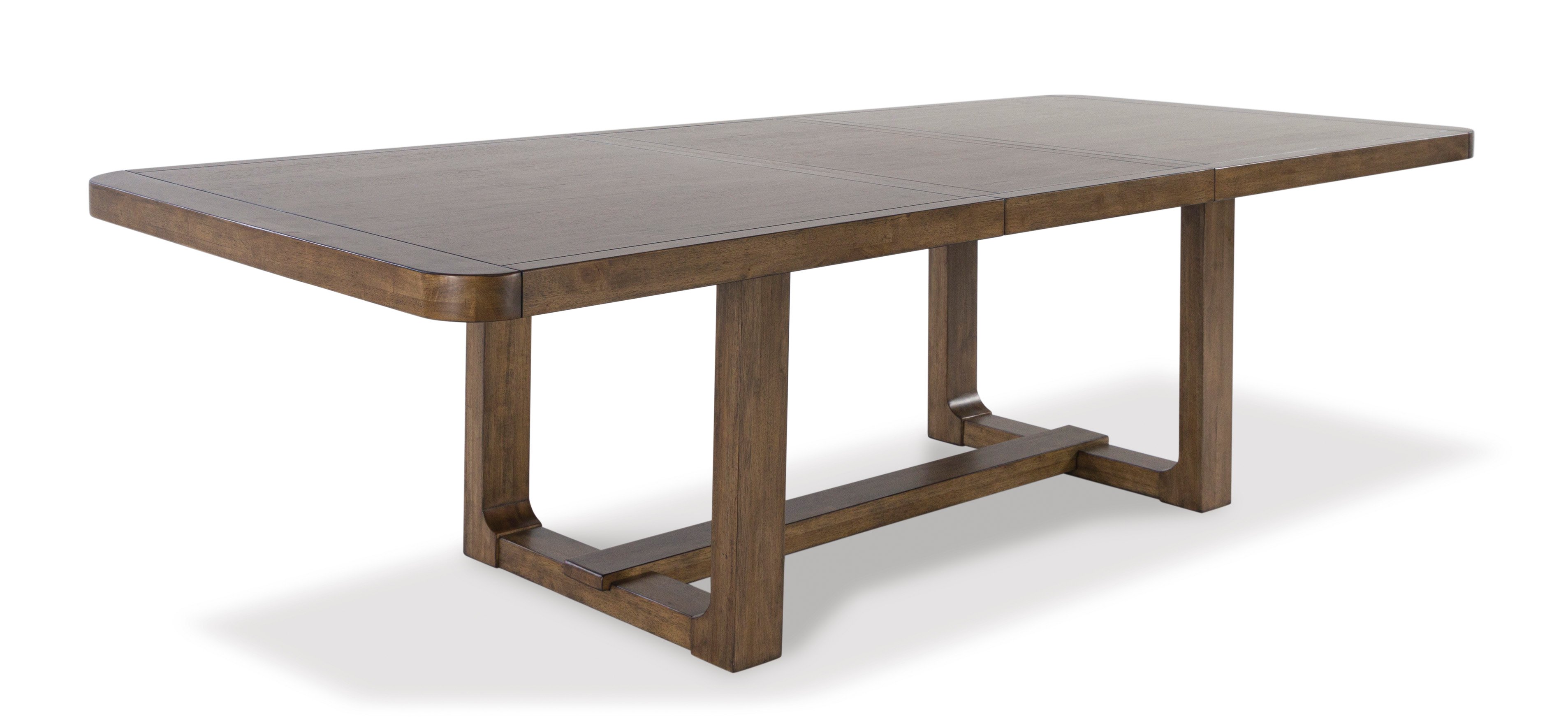 0156539_cabalynn-dining-table.jpg