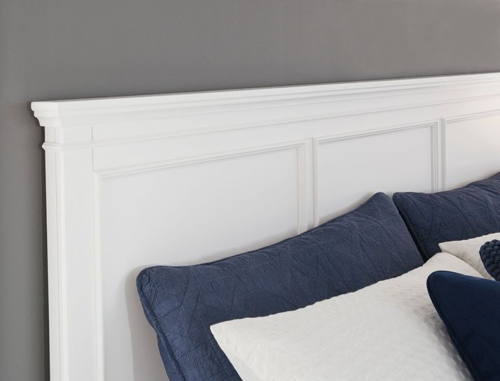 Picture of Fortman Queen Bed