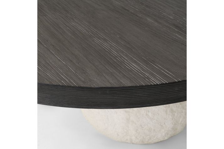 Picture of Trianon Dining Table