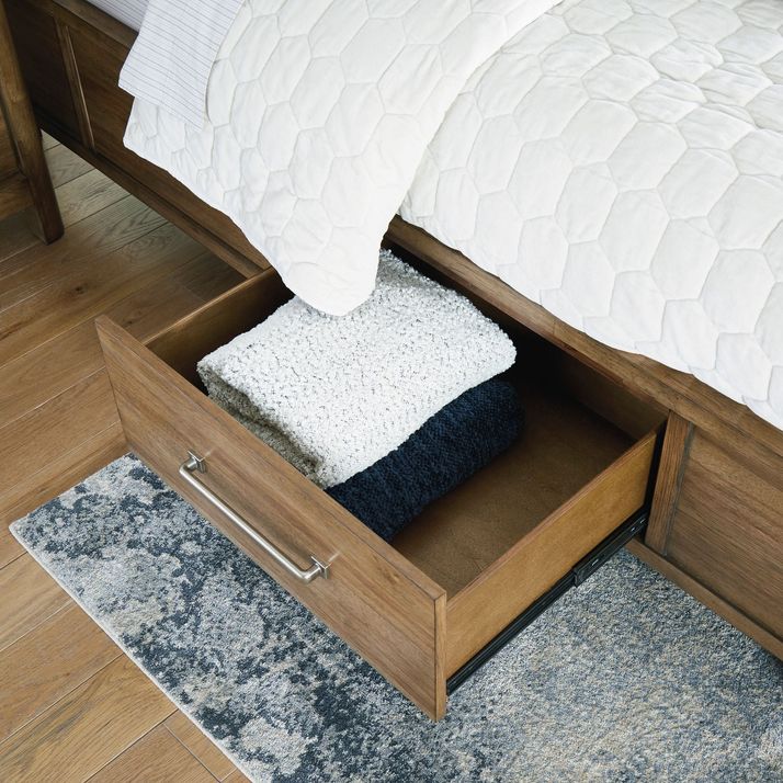 Picture of Cabalynn Queen Storage Bed