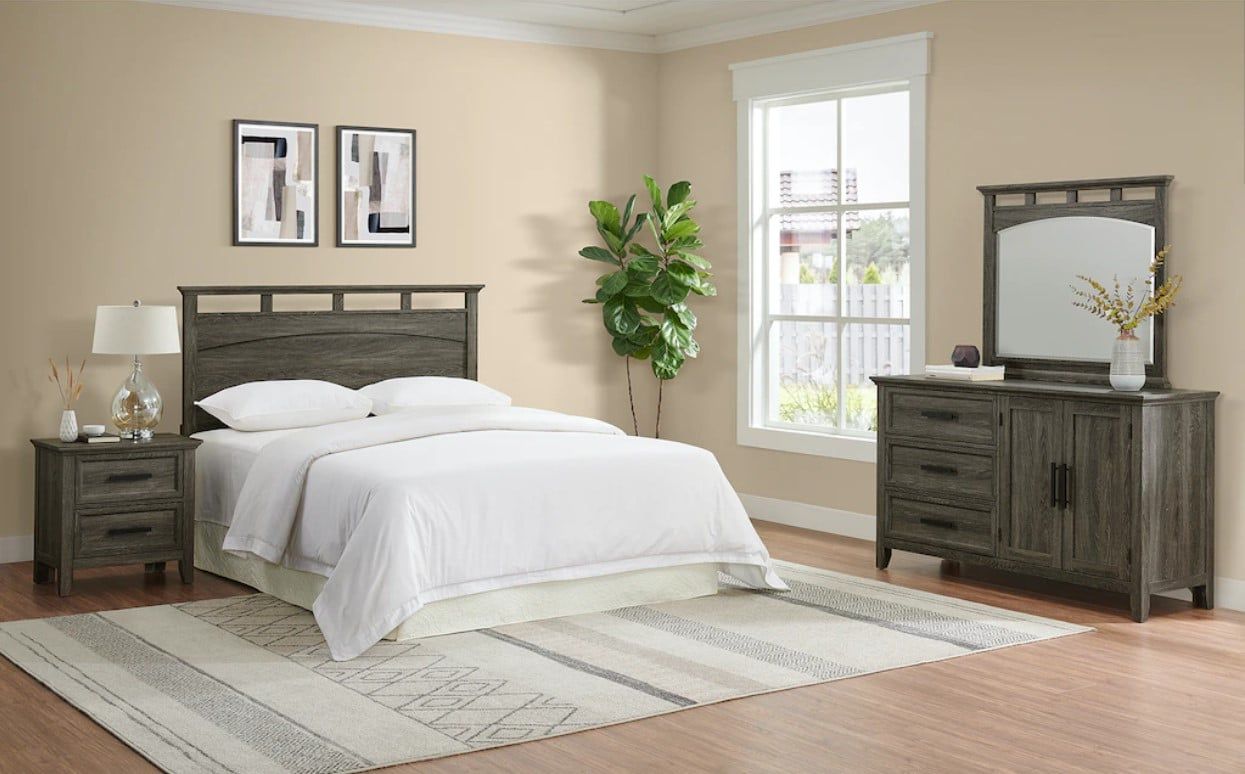 Matias 4pc Queen Bedroom Set