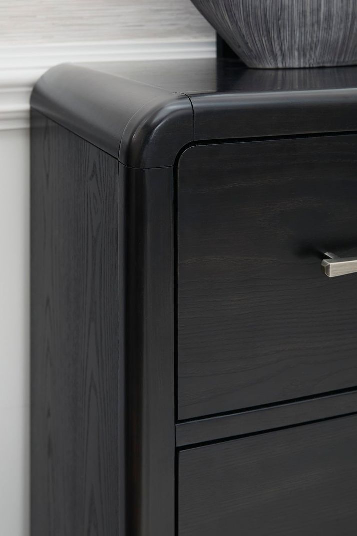 Picture of Rowanbeck Chest