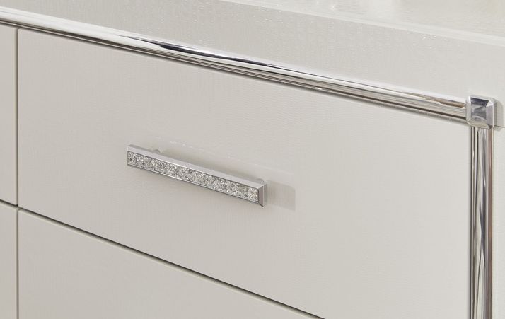 Picture of Zyniden Dresser and Mirror Set