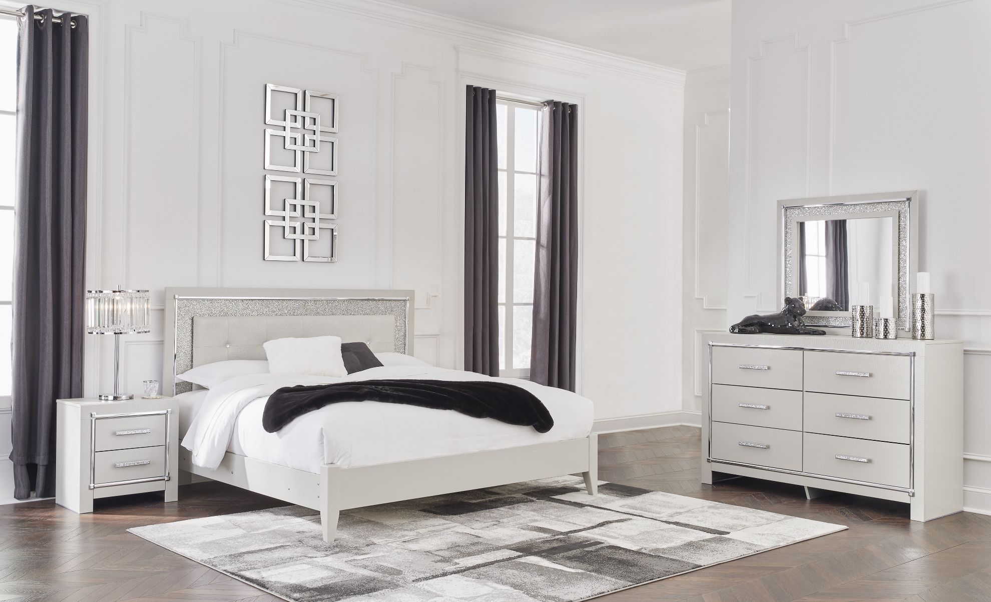 Zyniden Queen Bedroom Set