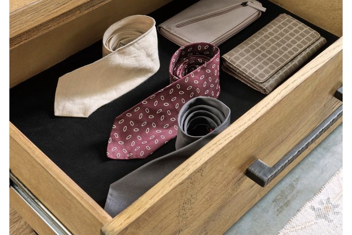 Picture of Galliden Dresser