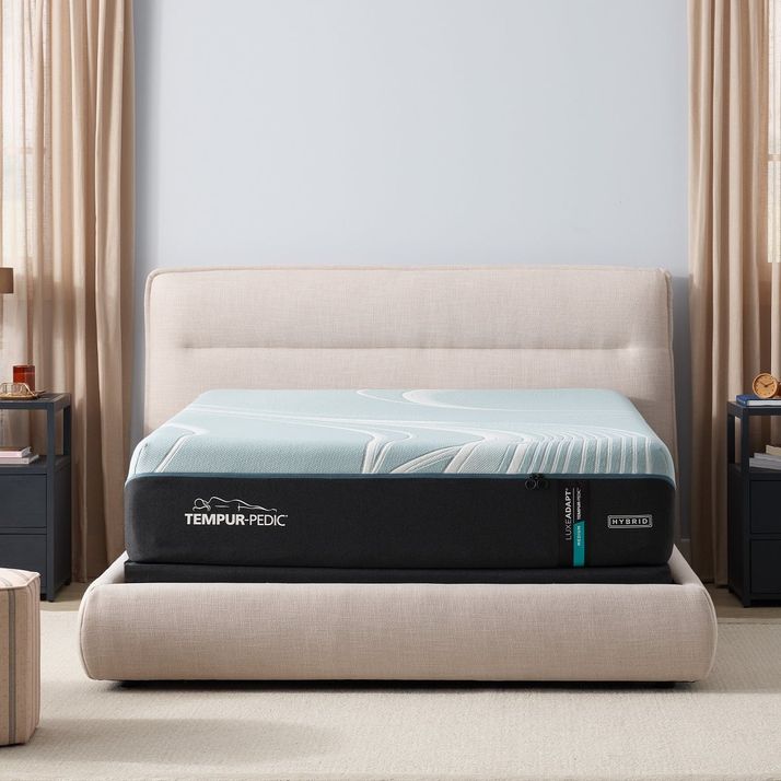 Picture of LuxeAdapt Medium Hybrid 2.0 King Mattress