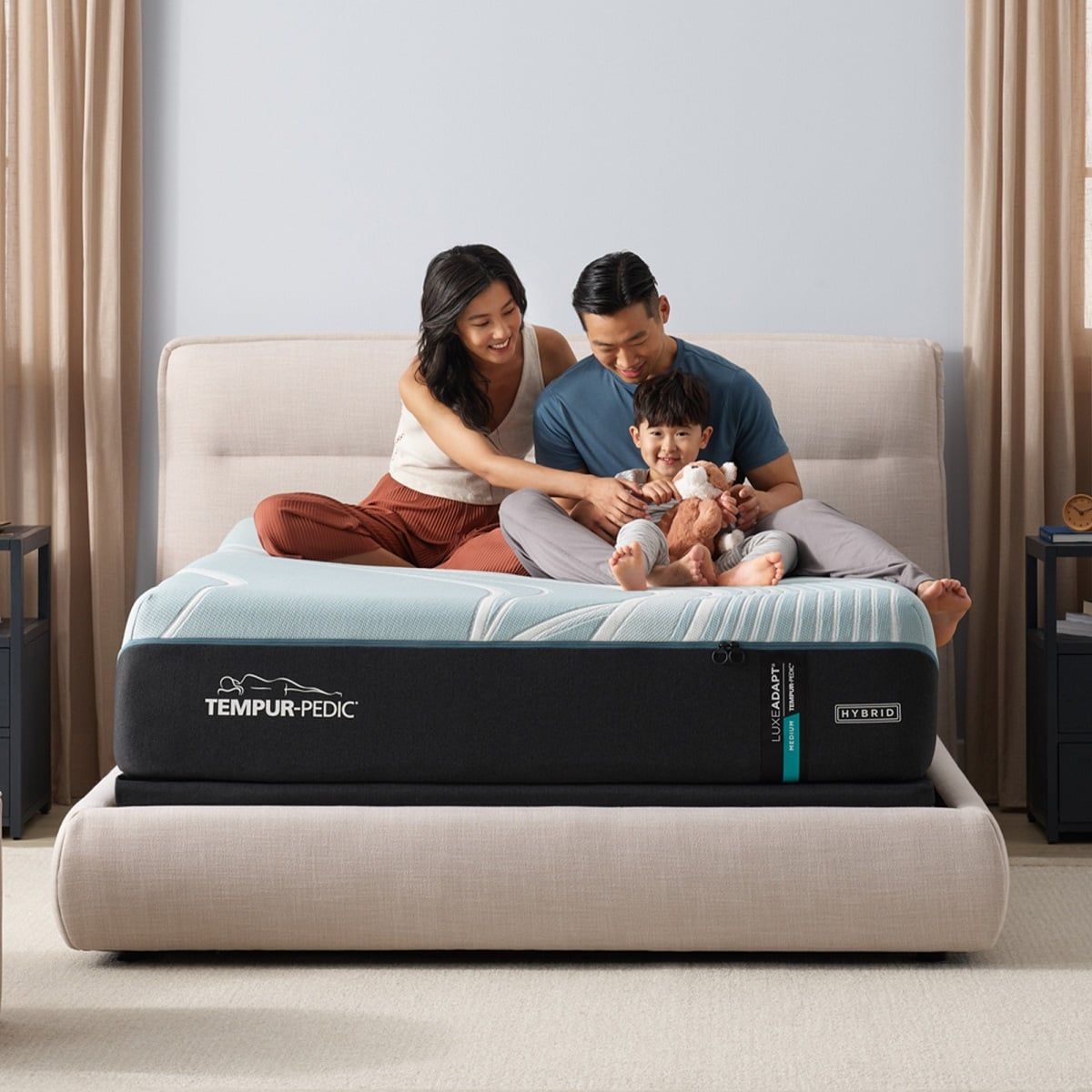 LuxeAdapt Medium Hybrid 2.0 Queen Mattress | The Furniture Mart
