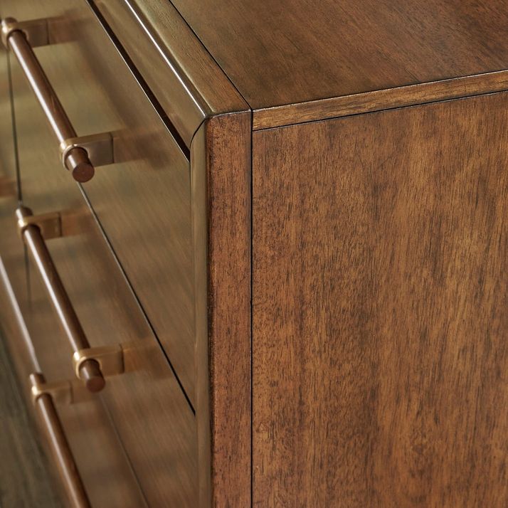 Picture of Lyncott Queen Bedroom Set