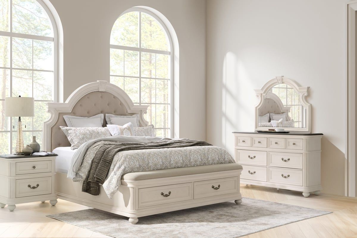 West Chester King Bedroom Set