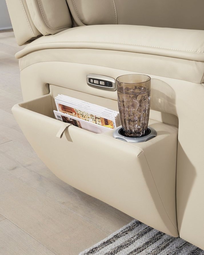 Picture of Double Deal 6pc Power Sectional