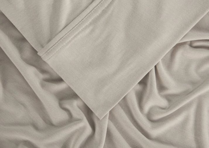 Picture of Hyper Wool Queen Sheets