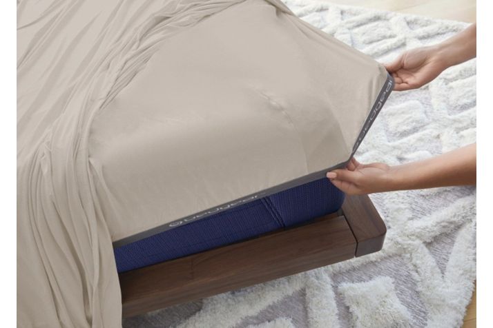Picture of Hyper Wool King Sheets