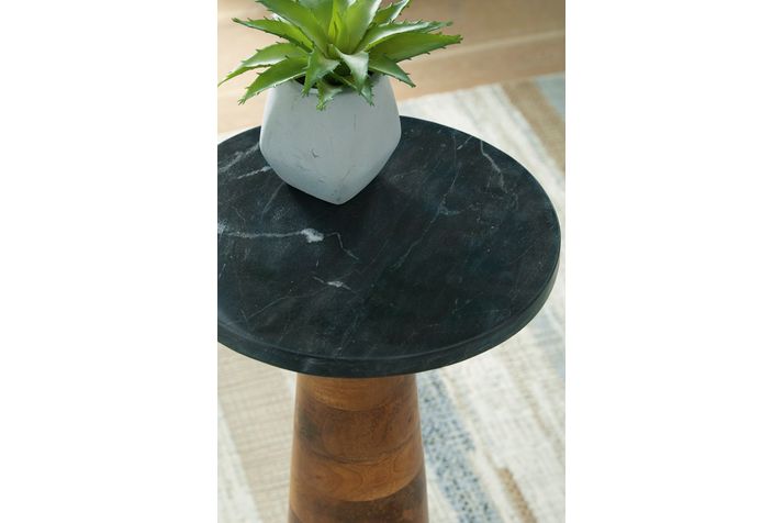 Picture of Quinndon Accent Table