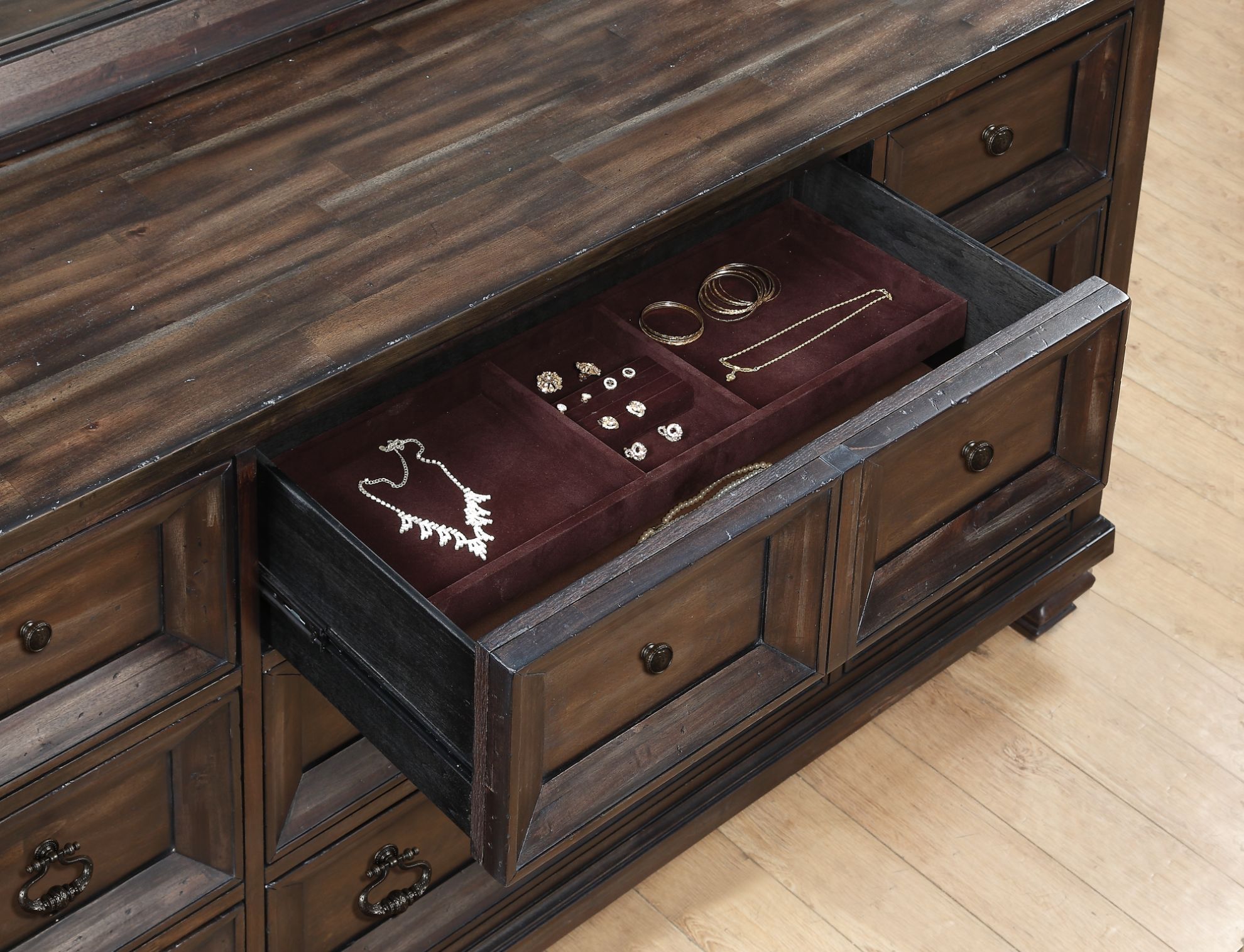 Sevilla King Bedroom Set