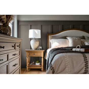 Hensley Queen Storage Bedroom Set