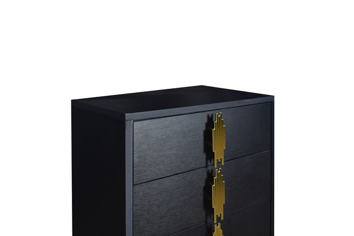 Picture of Empire Chest
