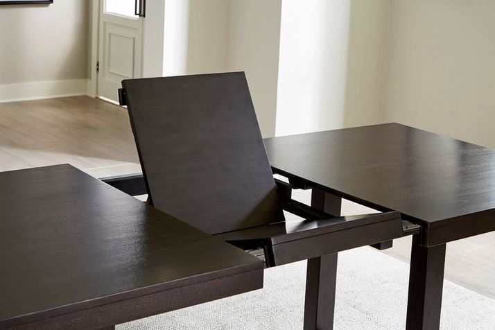 Picture of Neymorton 5pc Dining Set