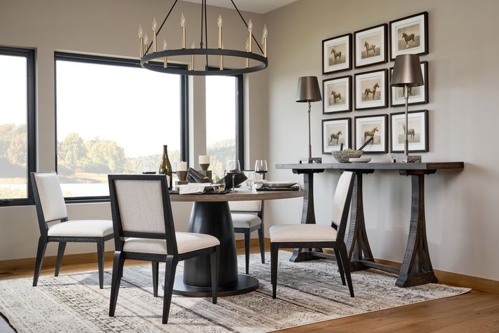 Picture of Linville Falls 5pc Dining Set