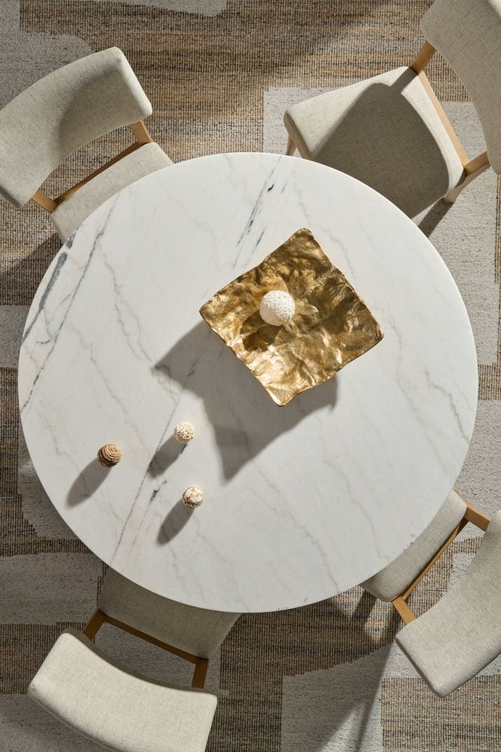 Gold Base Steve Silver Round Marble Dining Table Conrad 5-Piece 48