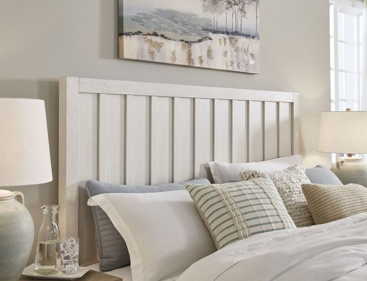 Picture of Shaybrock King Bed