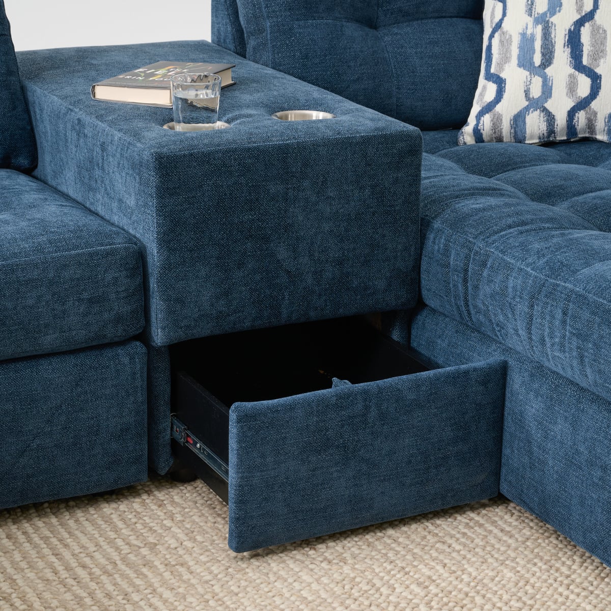 Aden 6pc Sectional | The Furniture Mart