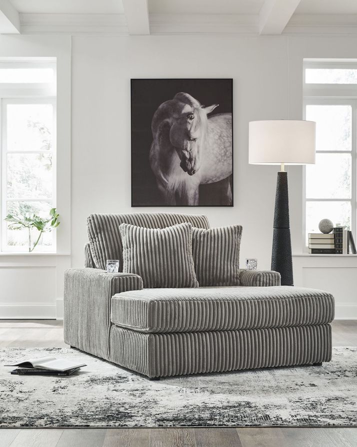 Picture of Lindyn Oversized Chaise