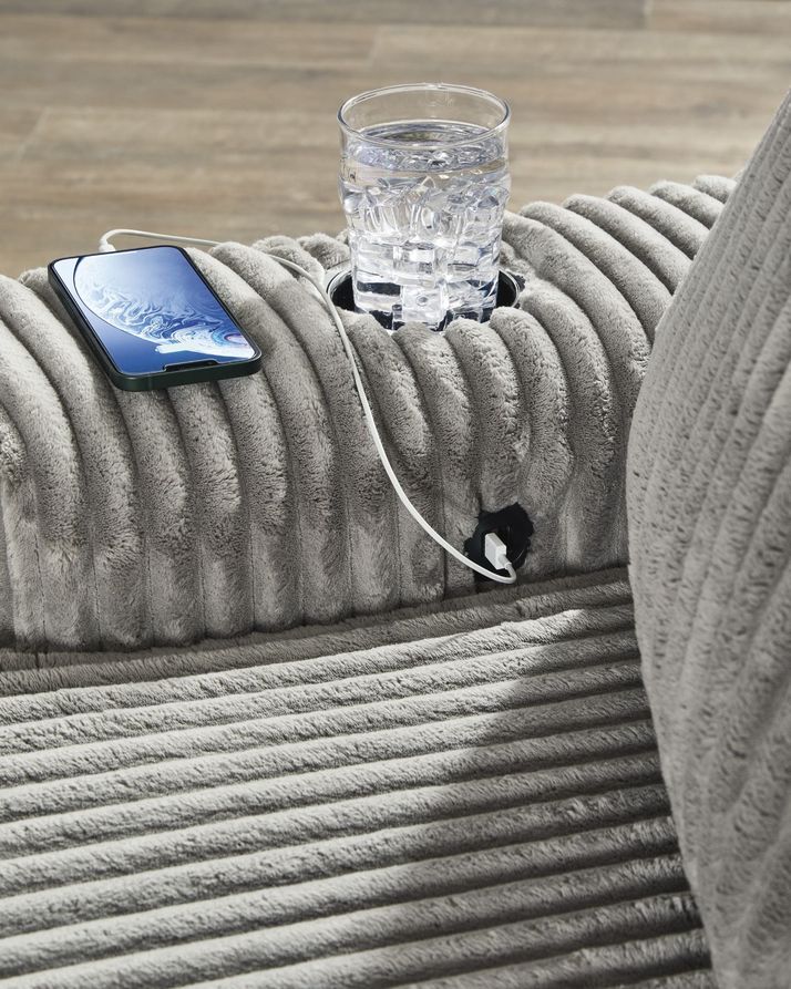 Picture of Lindyn Oversized Chaise
