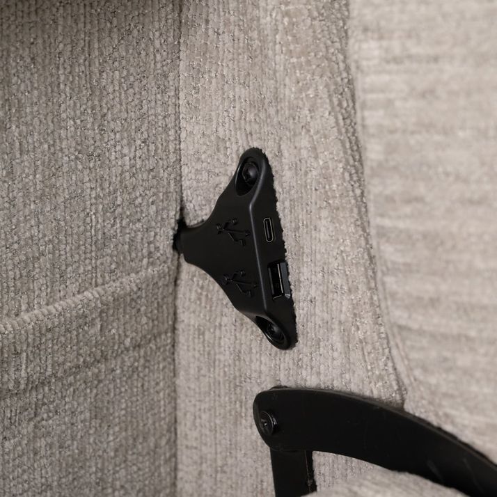 Picture of Chaz Loveseat
