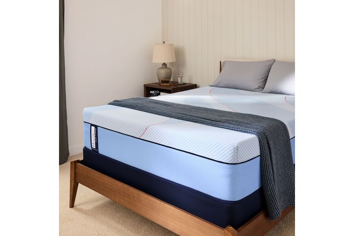 Picture of Plainfield Medium Hybrid Cal King Mattress