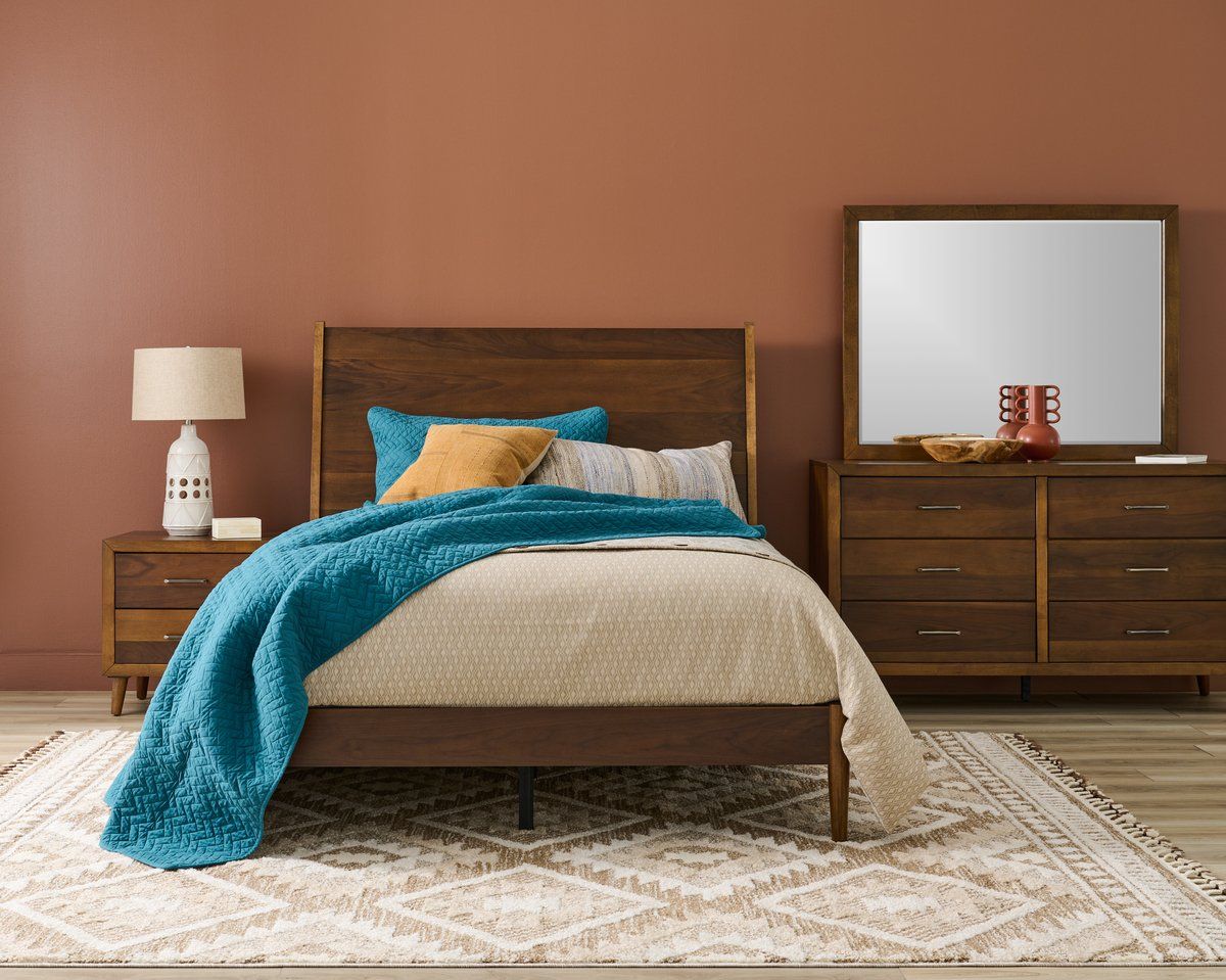 Malibu Queen Bedroom Set