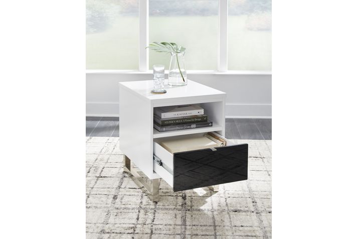 Picture of Gardoni Chairside Table