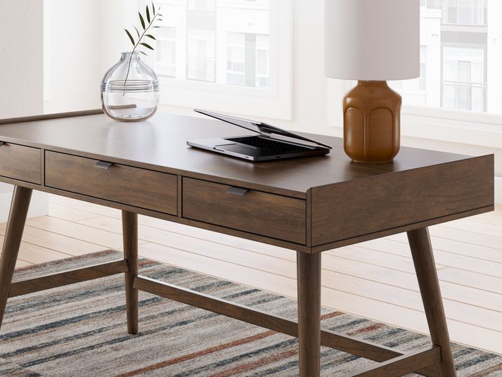 Picture of Lyncott Home Office Desk