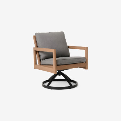 Outdoor Chairs & Stools