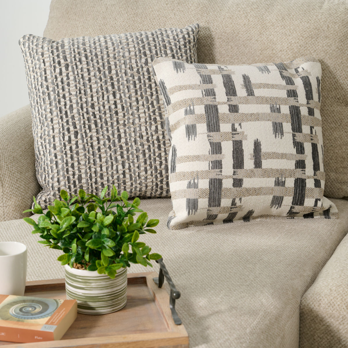 ダーシー　DARCY Darcy 3pc Sectional | The Furniture Mart
