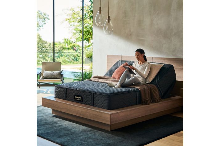 Picture of Beautyrest S1 Plush Hybrid Full Mattress