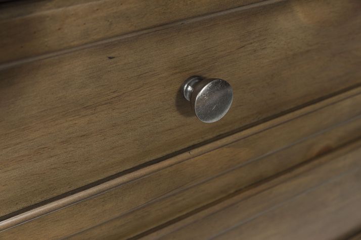 Picture of Vandenmore Nightstand